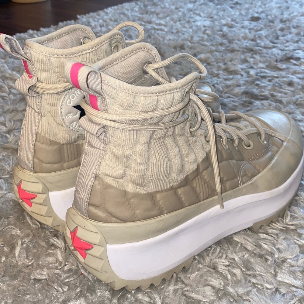 Converse - Picture 2 of 4